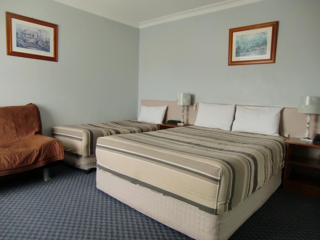 Castle Motel בארינסדייל מראה חיצוני תמונה